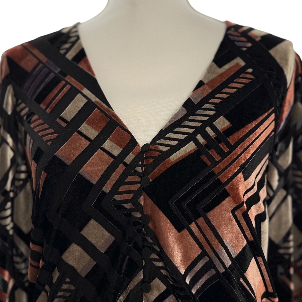 White House Black Market Burnout Velvet Geometric Blouse Copper Black Medium - Picture 3 of 10